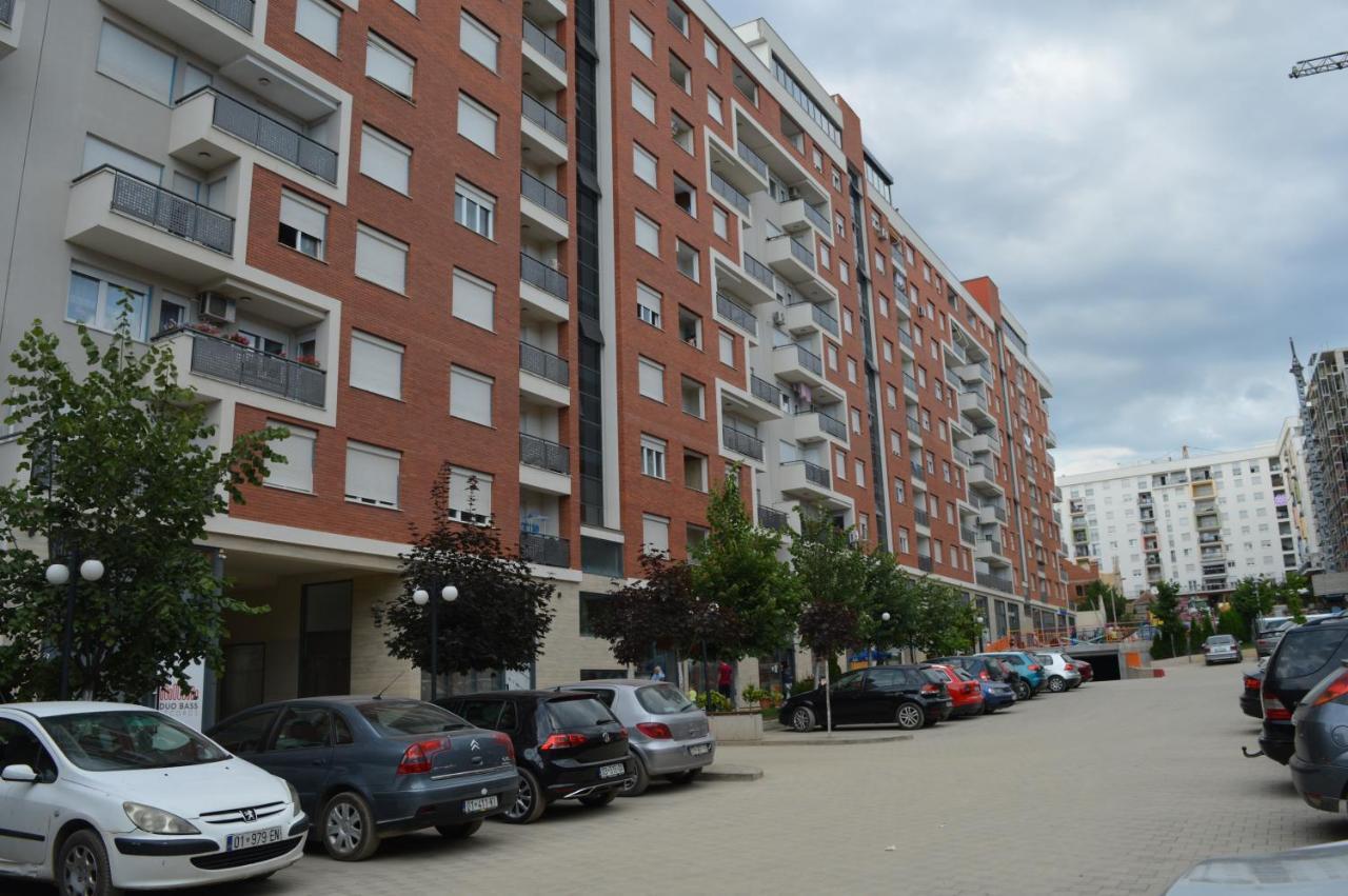 Prishtina Apartments Pristina Buitenkant foto