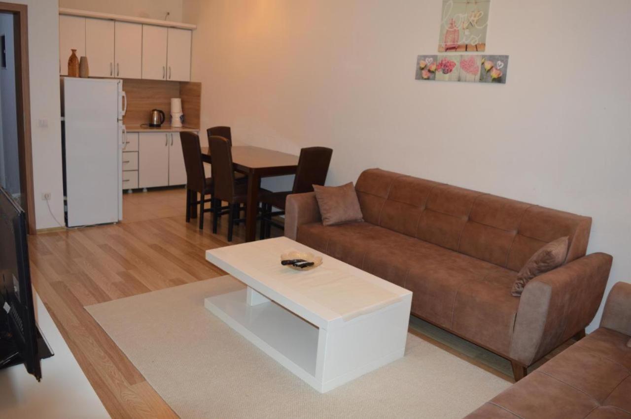 Prishtina Apartments Pristina Buitenkant foto