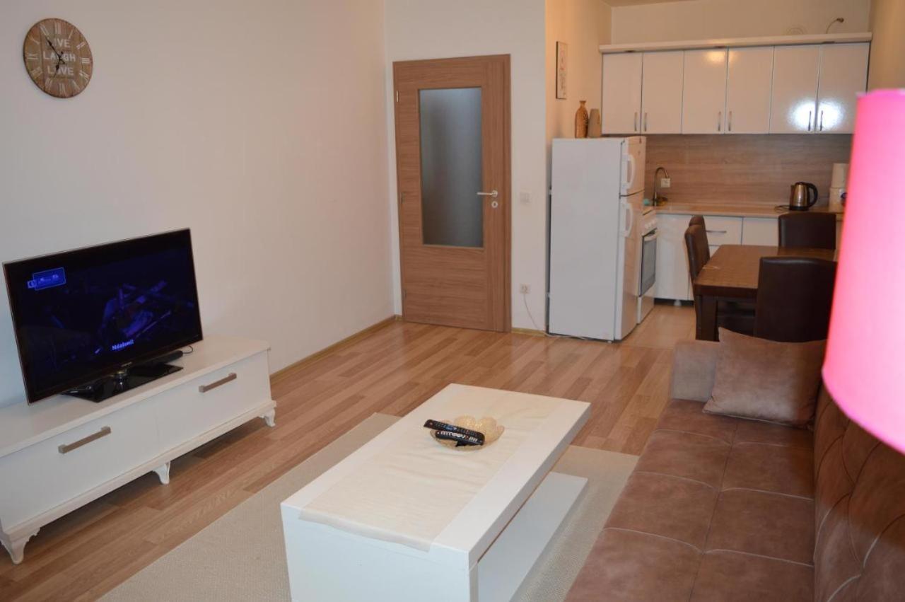 Prishtina Apartments Pristina Buitenkant foto